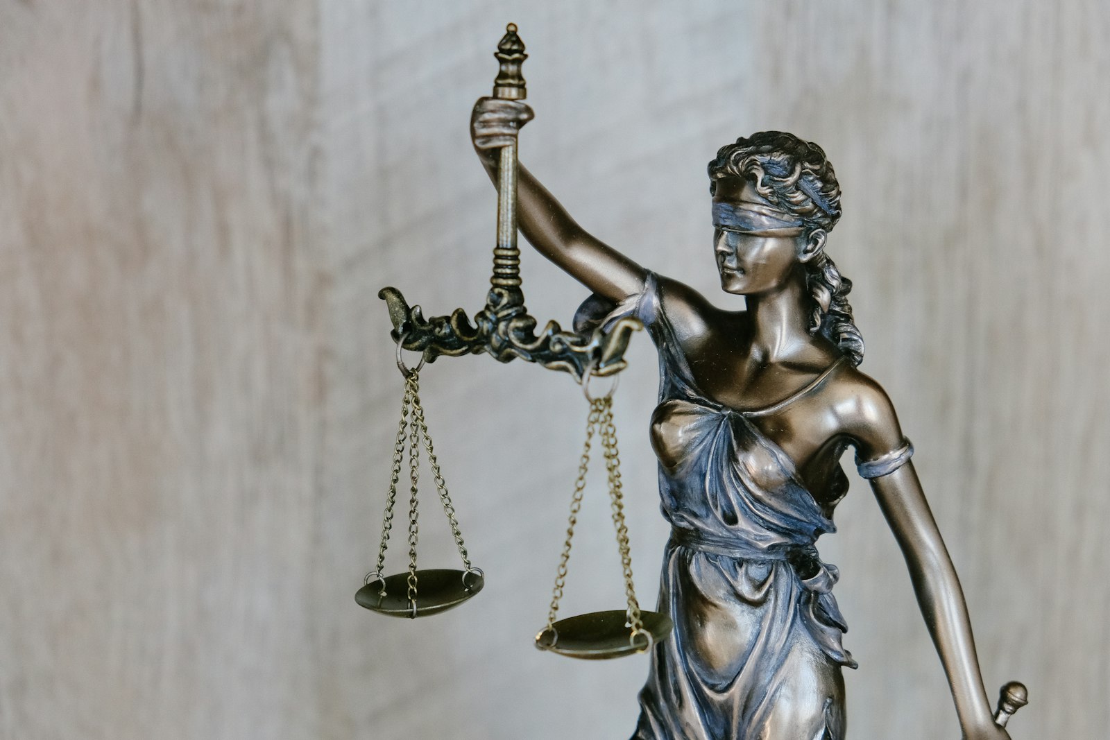 Advocacia Trabalhista Preventiva: Por que a sua empresa não deve esperar um processo para se proteger